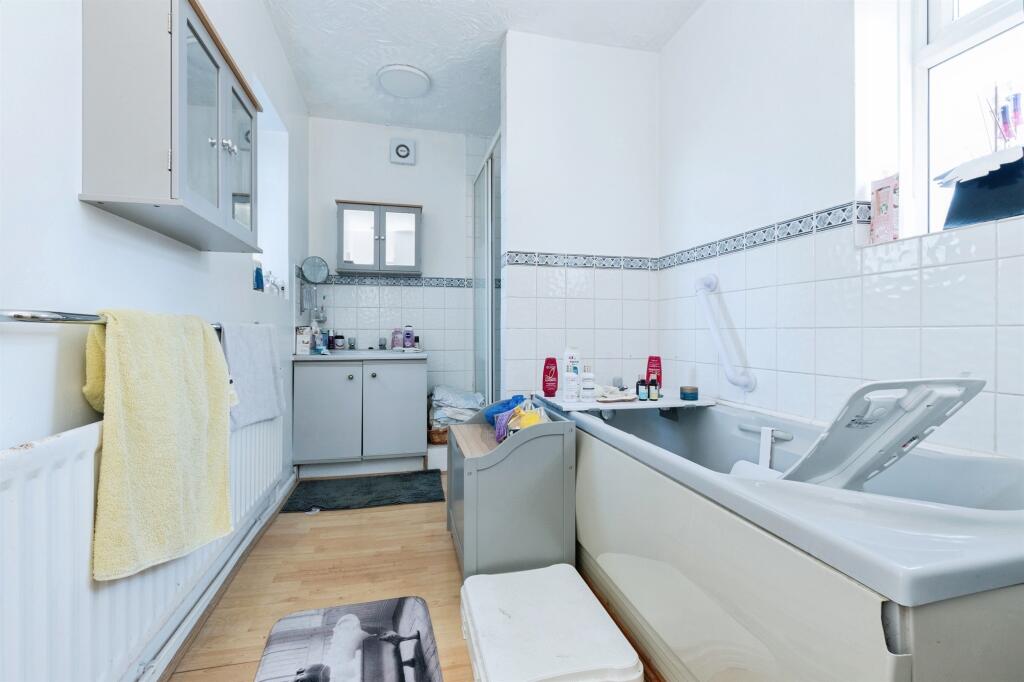 Apartment in Bournemouth - More