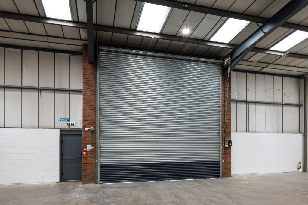 Unit B2 Hambridge Road 21.jpg