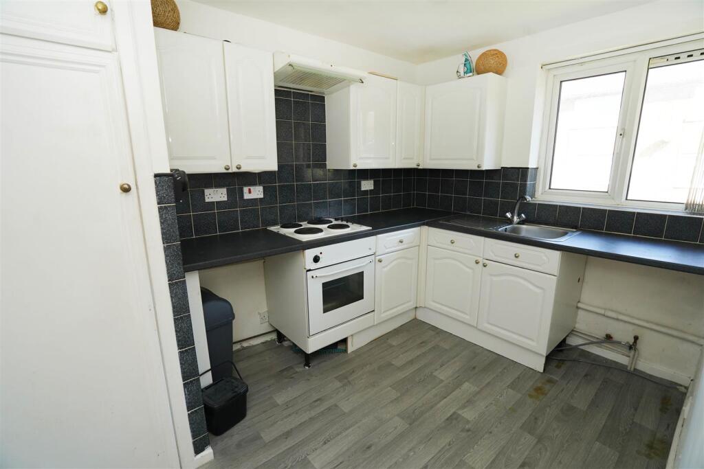 Apartment in Bolton, Bottom o' th' Moor, Horwich - View 4