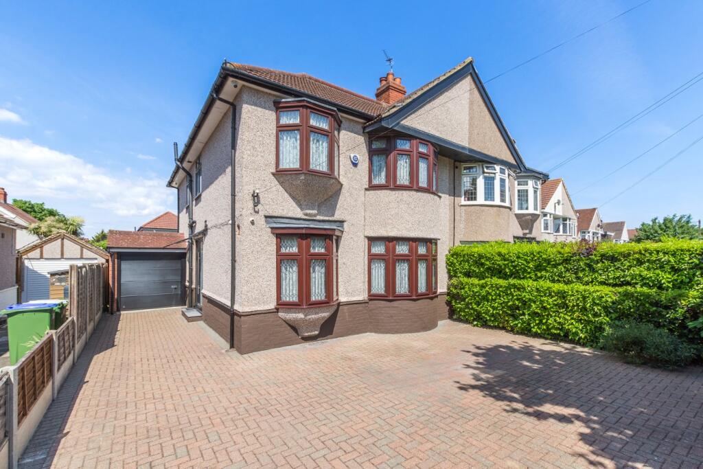 5-bed semi-detached on Chatsworth Avenue, Sidcup, DA15, £685,000