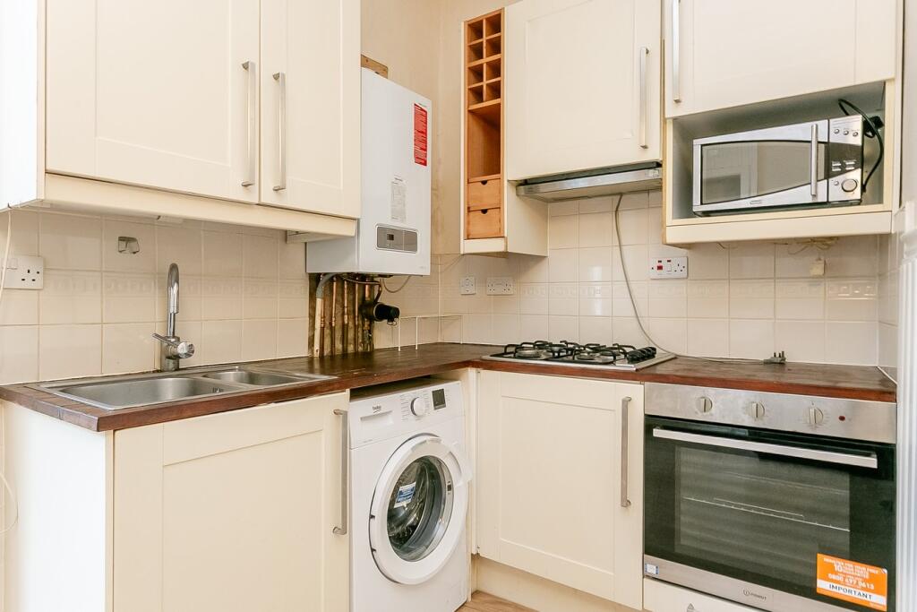 Apartment in Edinburgh, Fort, Leith Harbour & Newhaven - View 5