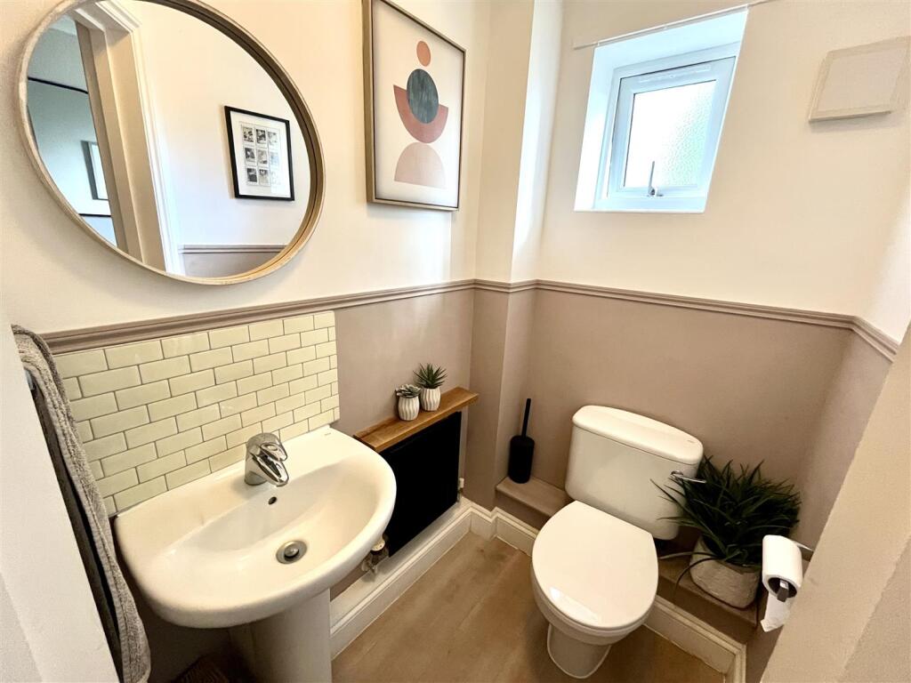 Springfield Way, Hingham photo 3
