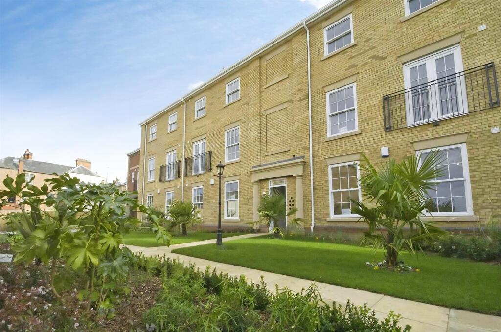 Satchels Court, Dunchurch Road, Rugby photo 2