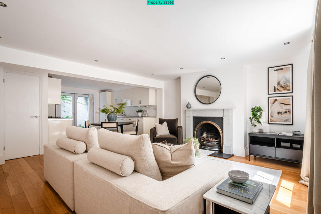 Apartment in London - View 3