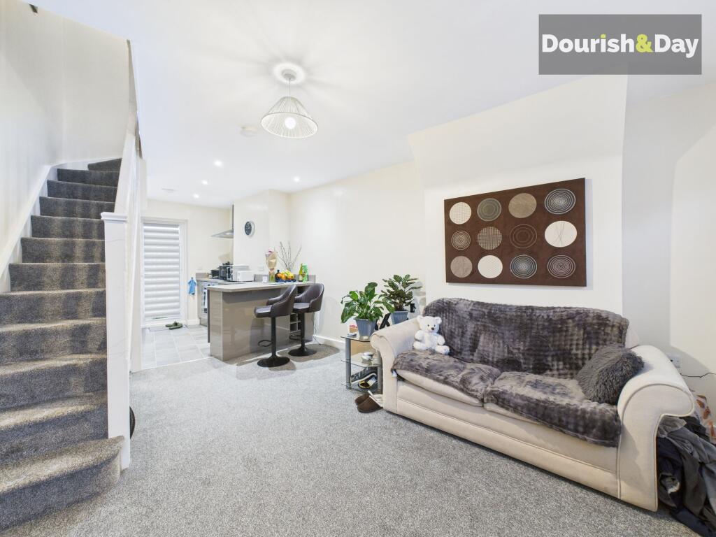 Shrewsbury Road, Market Drayton, TF9 photo 3