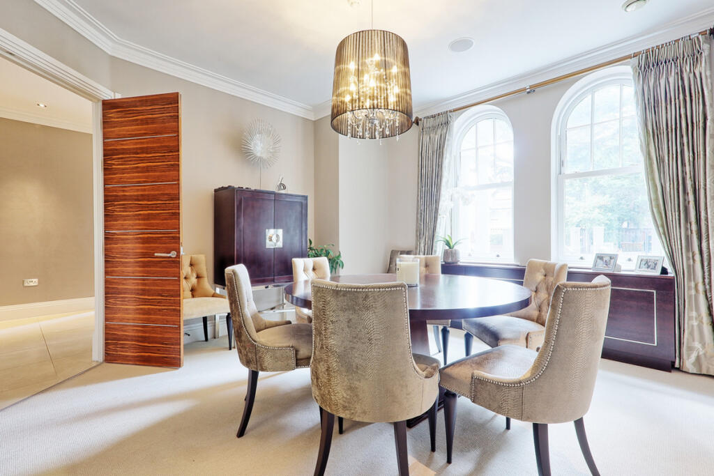 House in Romford - View 5