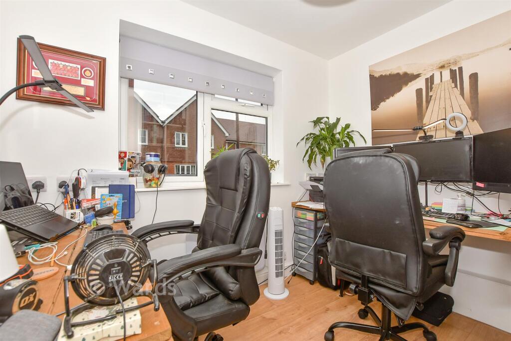 House in Tonbridge - View 5