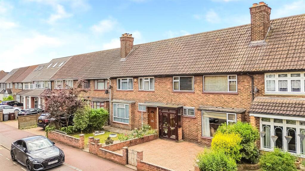 3-bed terraced on Southwold Drive, Barking, £475,000