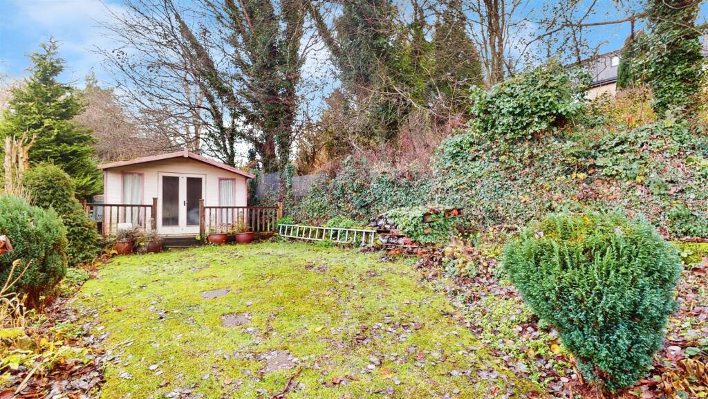 Additional image 21 of Ashtree Grove, Bradford