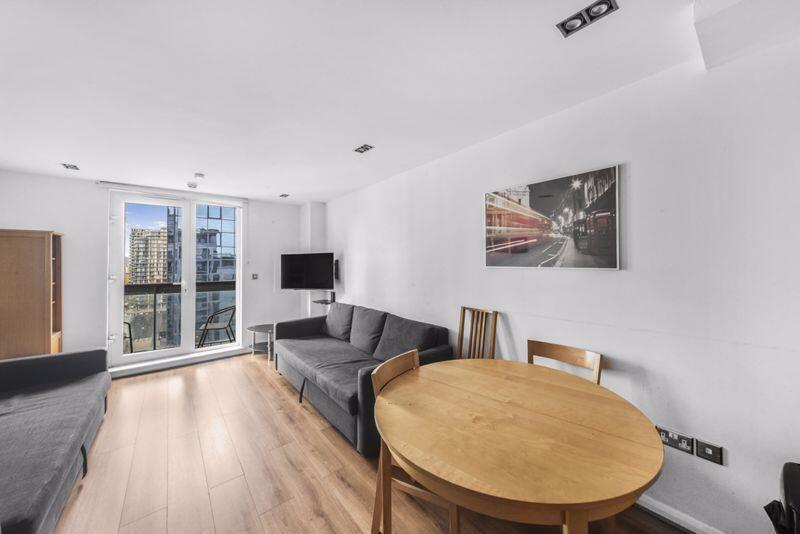 Apartment in London - View 2