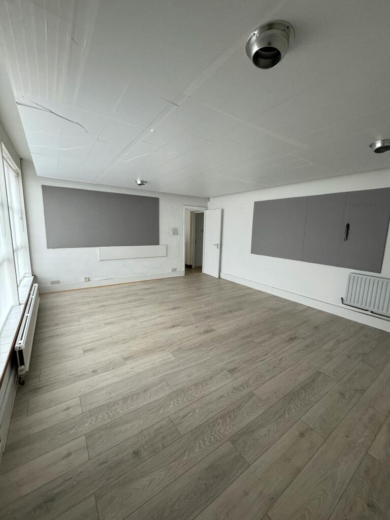 Unit 3 Office.jpg