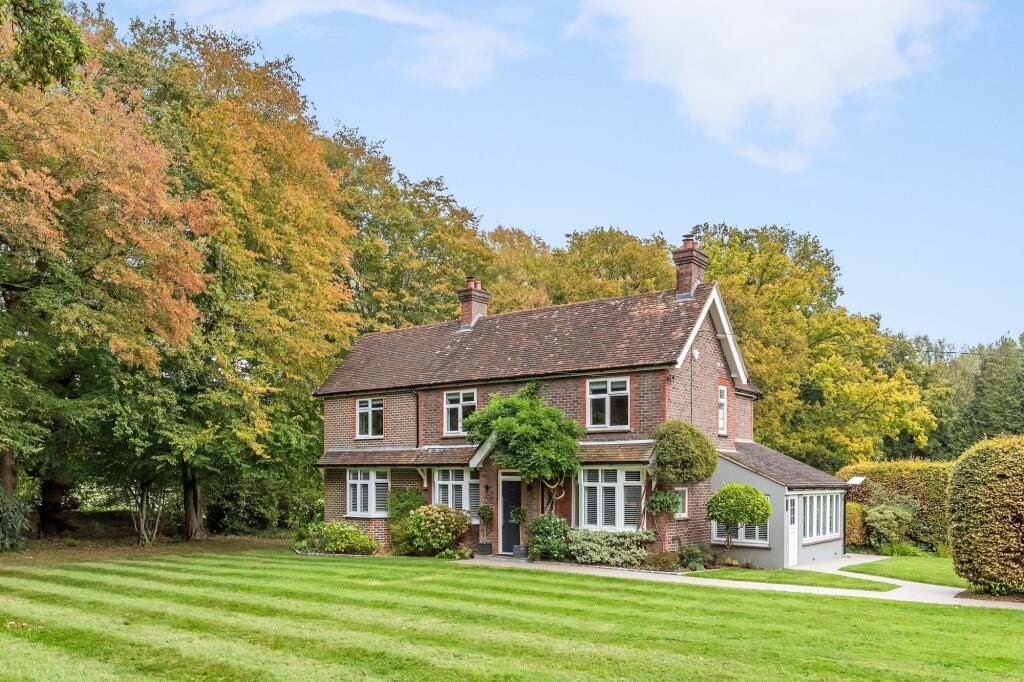 Main image of property: Dorking Road, Kingsfold, RH12