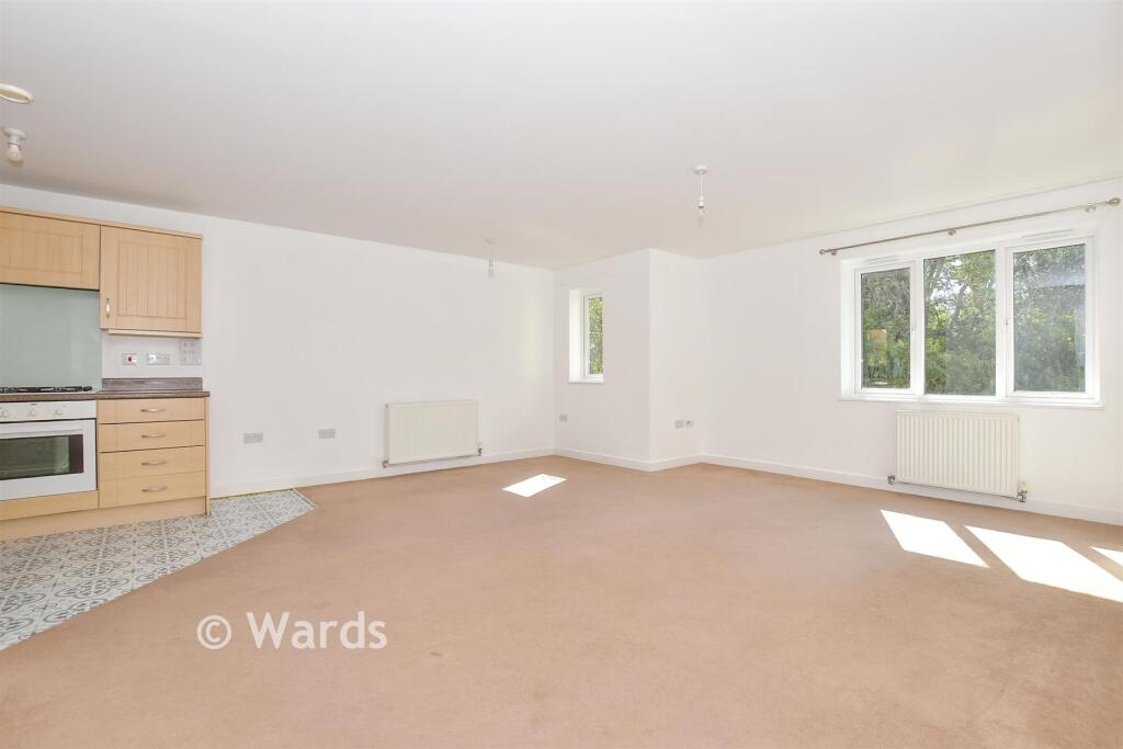 Apartment in Maidstone, Boughton Monchelsea - View 2