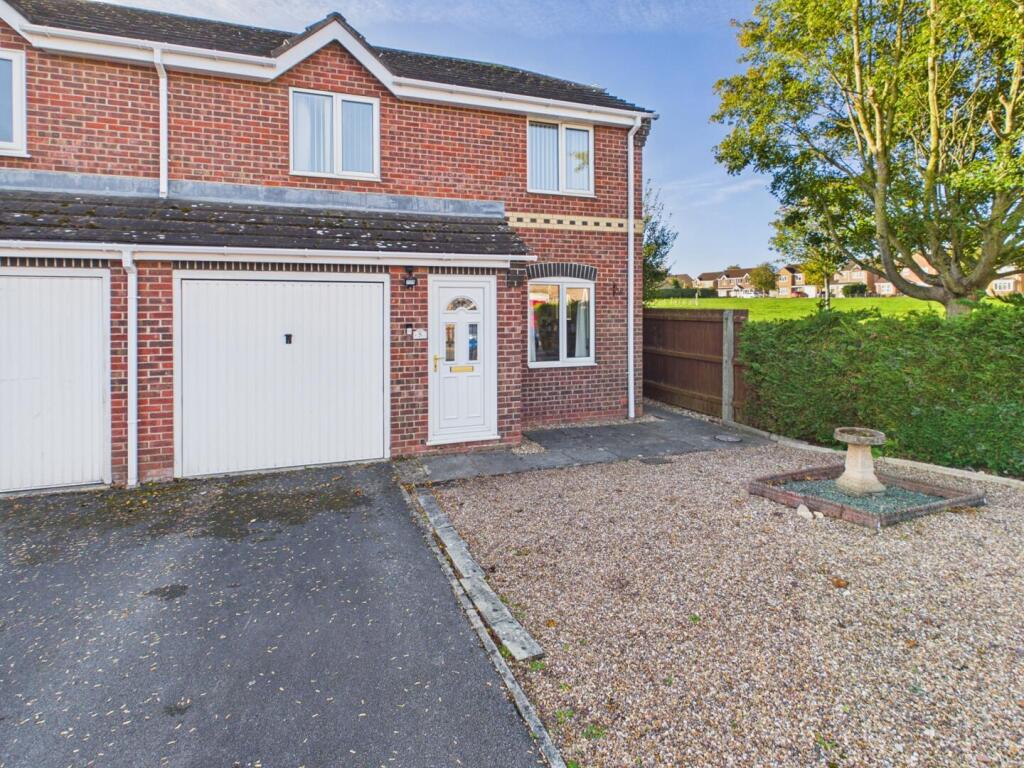 3-bed house on 5 Thomas Gibson Drive, Horncastle, £189,950