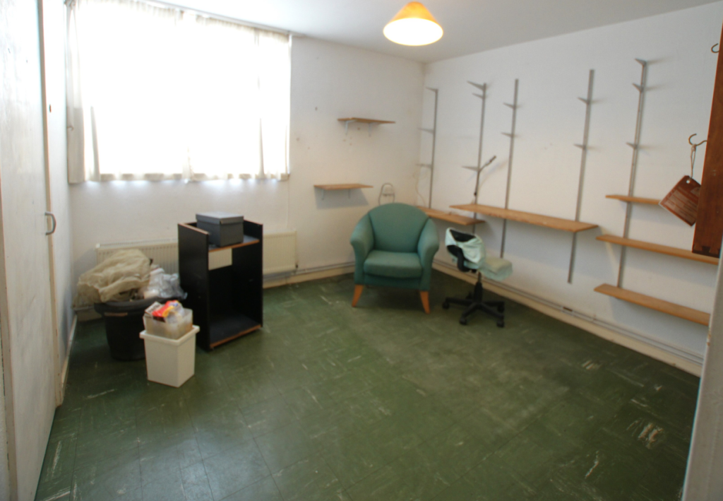 Main image of property: Cloudesdale Road,London,SW17 8ET