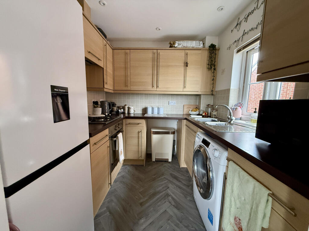 Apartment in Taunton - View 4