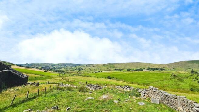 Higher Castleshaw Farm