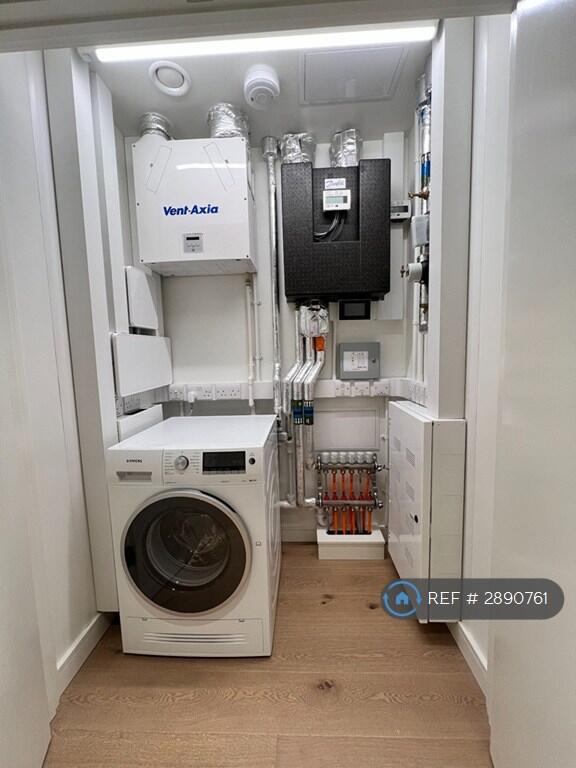 2 bedroom semi-detached house for rent