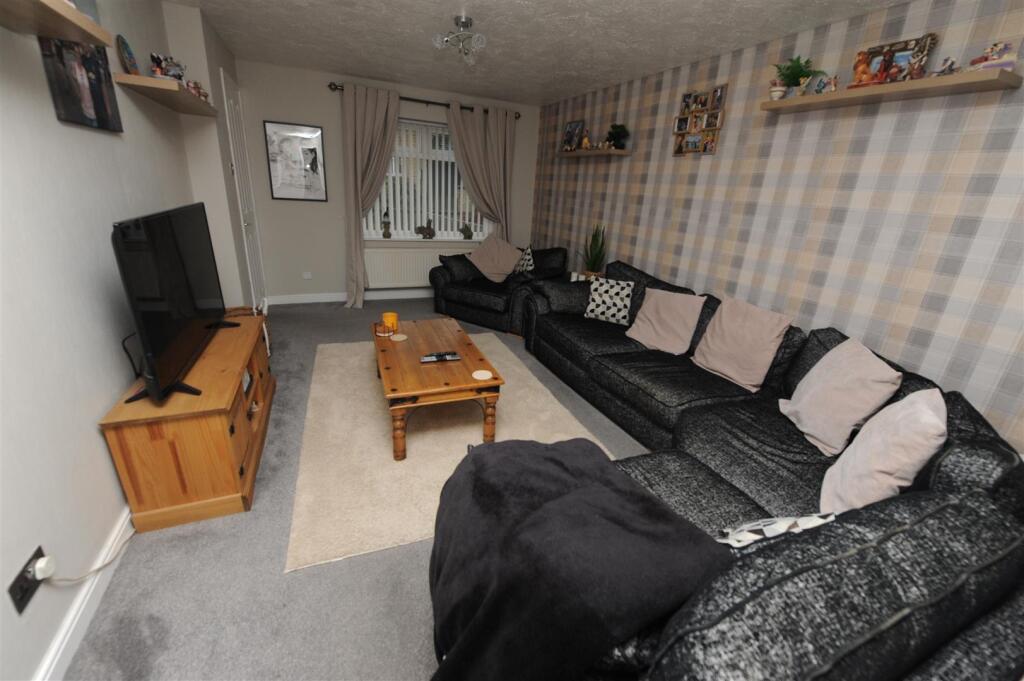 Additional image 2 of Woodfield Close, Idle, Bradford