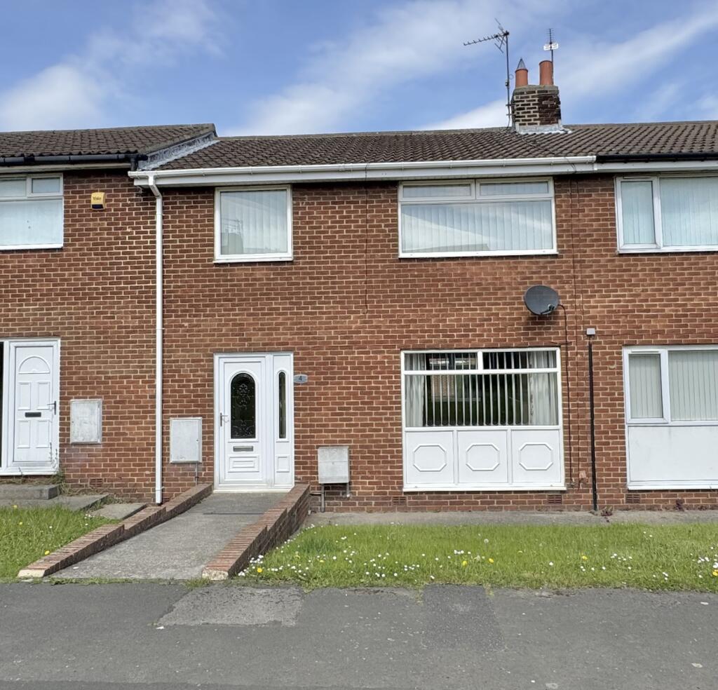 3-bed terraced on Hesledon Walk, Murton, Seaham, County Durham, SR7, £100,000