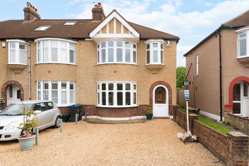 Main image of property: Leamington Avenue, Morden