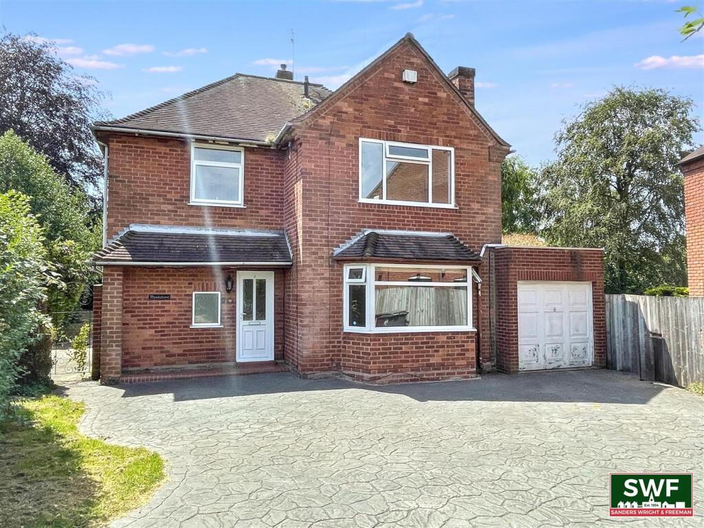 3-bed detached on Whitehouse Avenue, Finchfield, Wolverhampton, £450,000