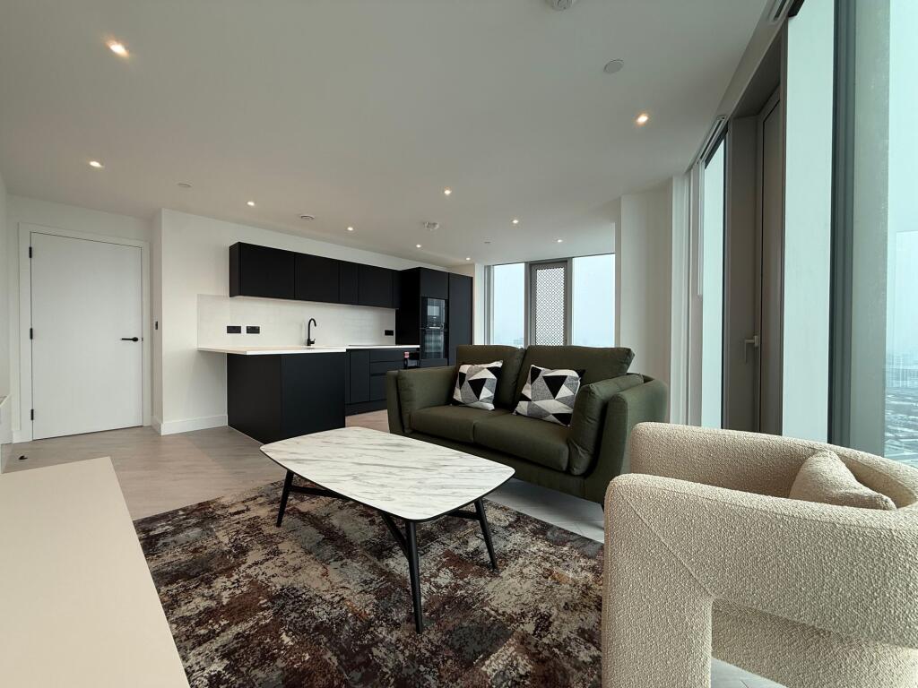 Main image of property: 1 Trinity Way, Manchester, M3