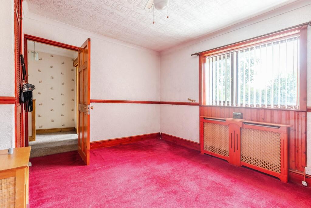 House in Rochdale, Greater Manchester - View 4