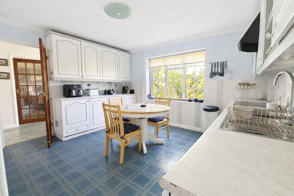 House in Fareham, Hampshire - More