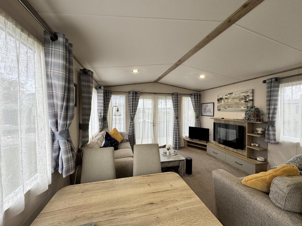 Lakesway Holiday Home & Lodge Park, Kendal LA8 8EQ photo 3