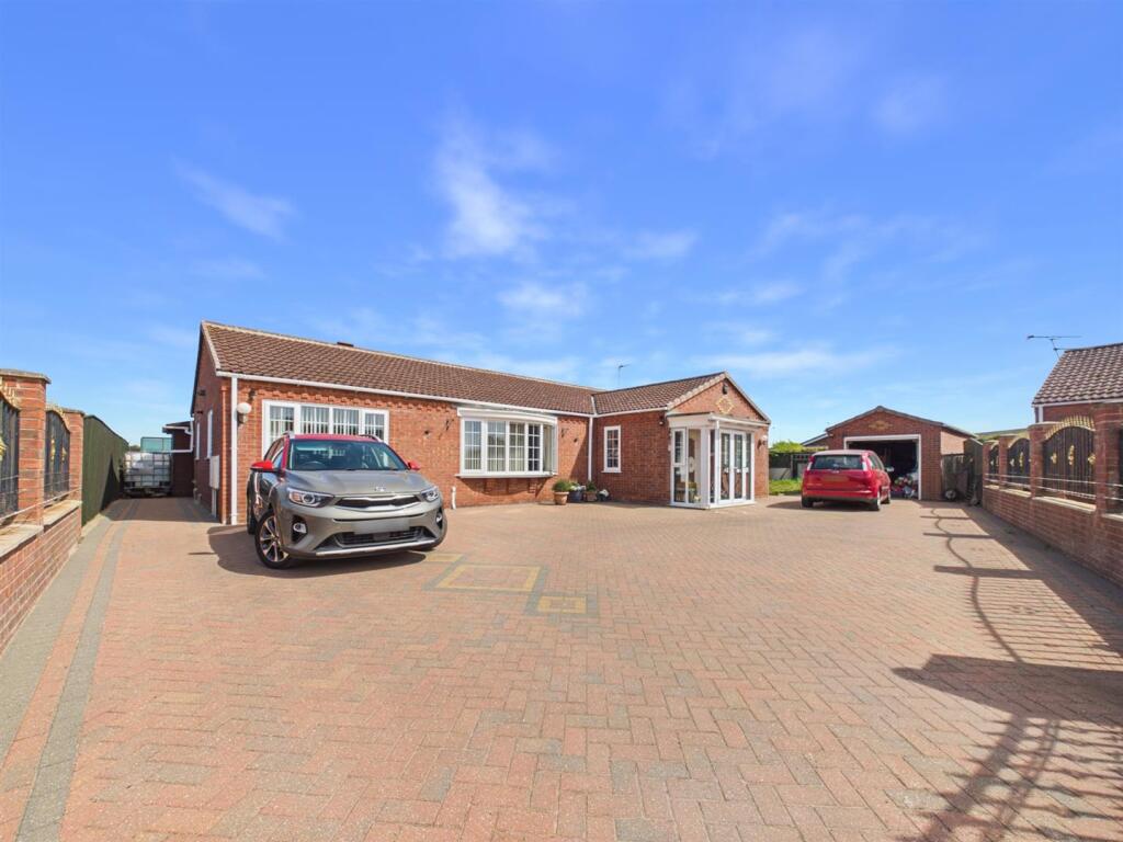 4-bed detached on St James Gardens, Mablethorpe, £320,000