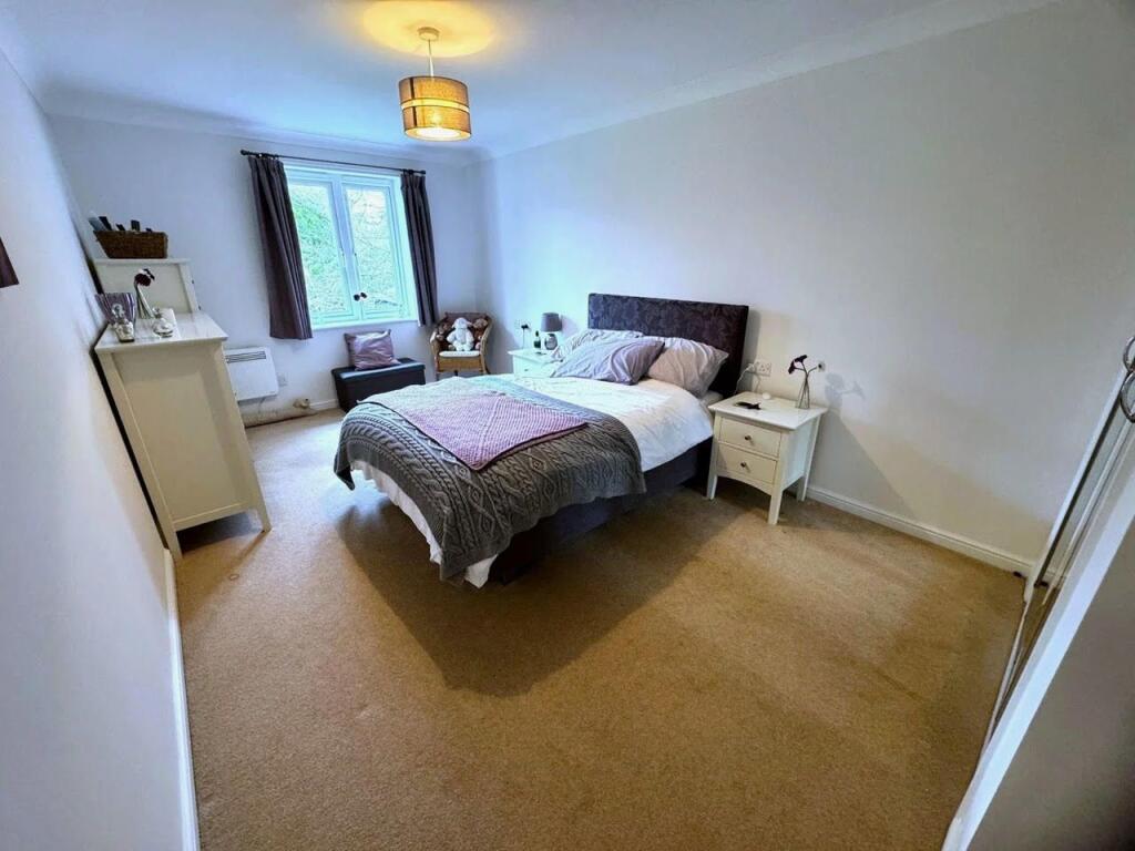Hollyfield Road, Sutton Coldfield, B75 photo 5