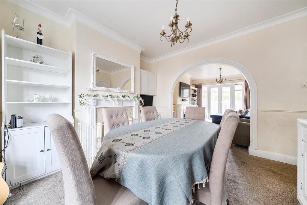 House in London - View 4