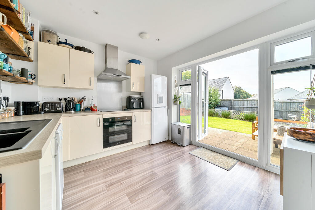 House in Plymouth - View 4