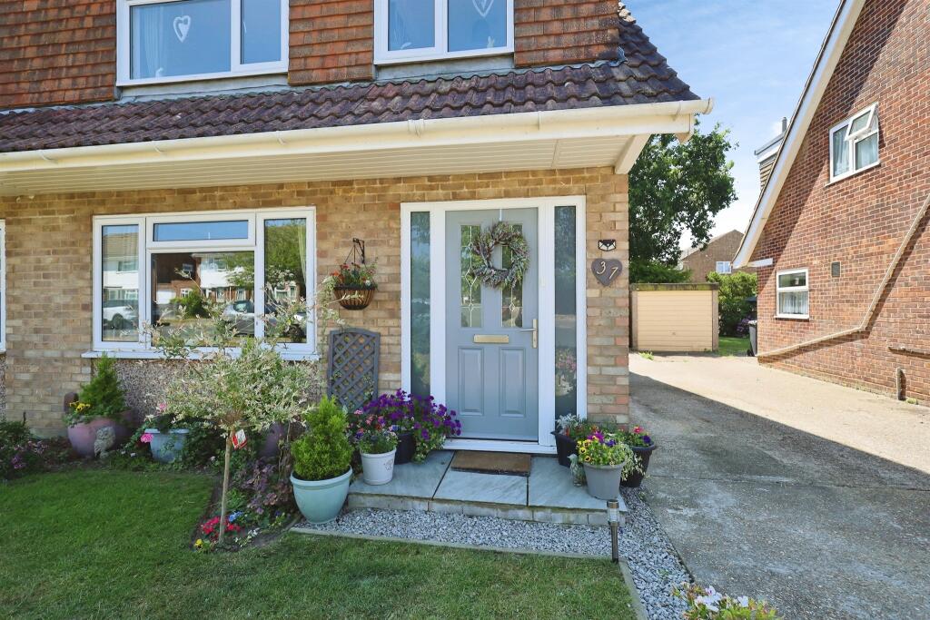 House in Wealden, Hailsham - View 2