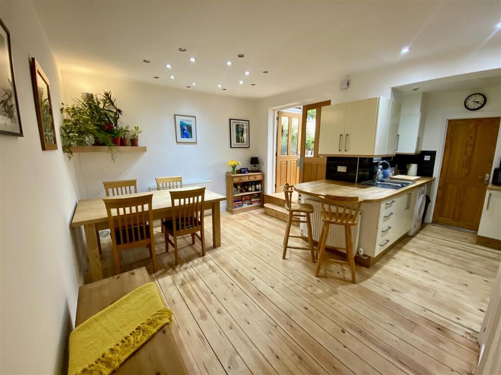 Main image of property: Swindon Road, Old Town, Swindon