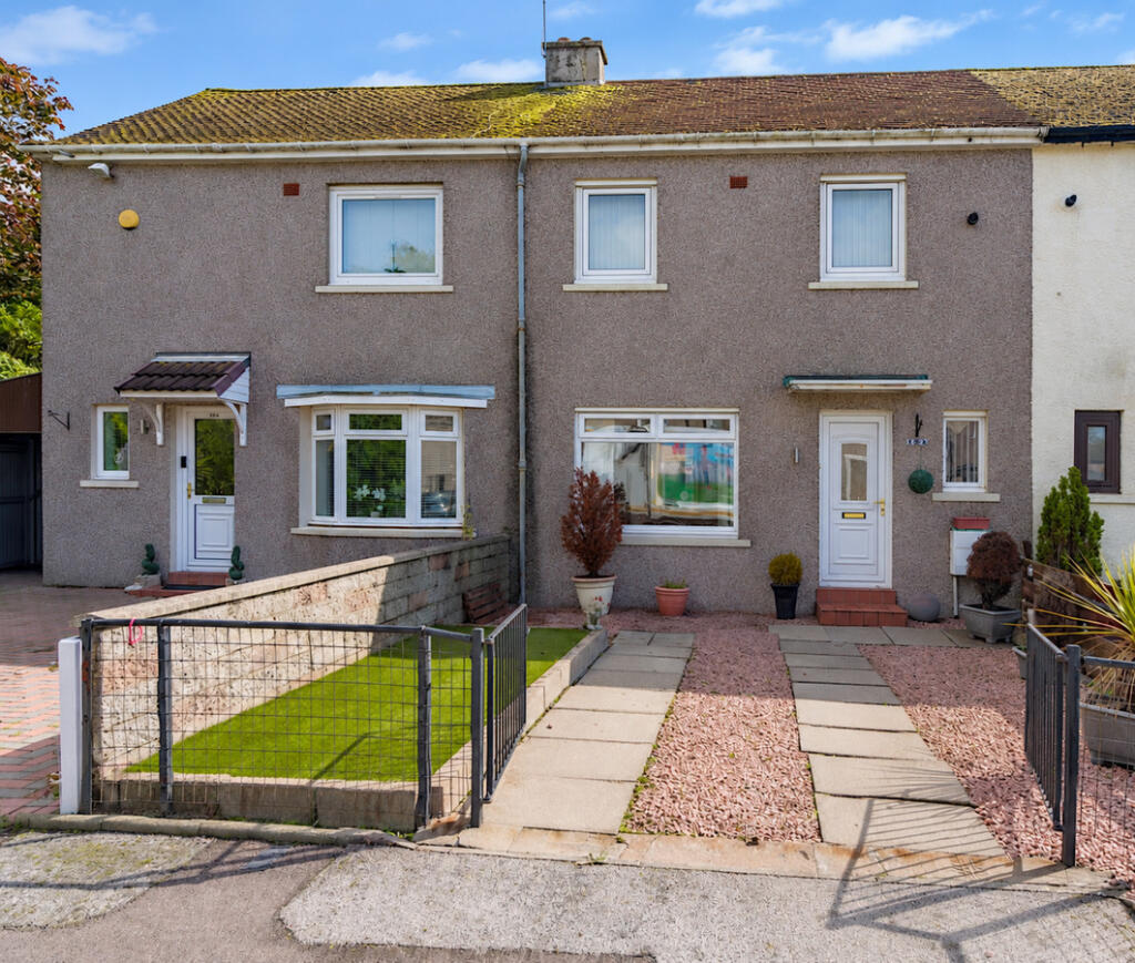 2-bed terraced on Birkhall Parade, Aberdeen, AB16, £125,000