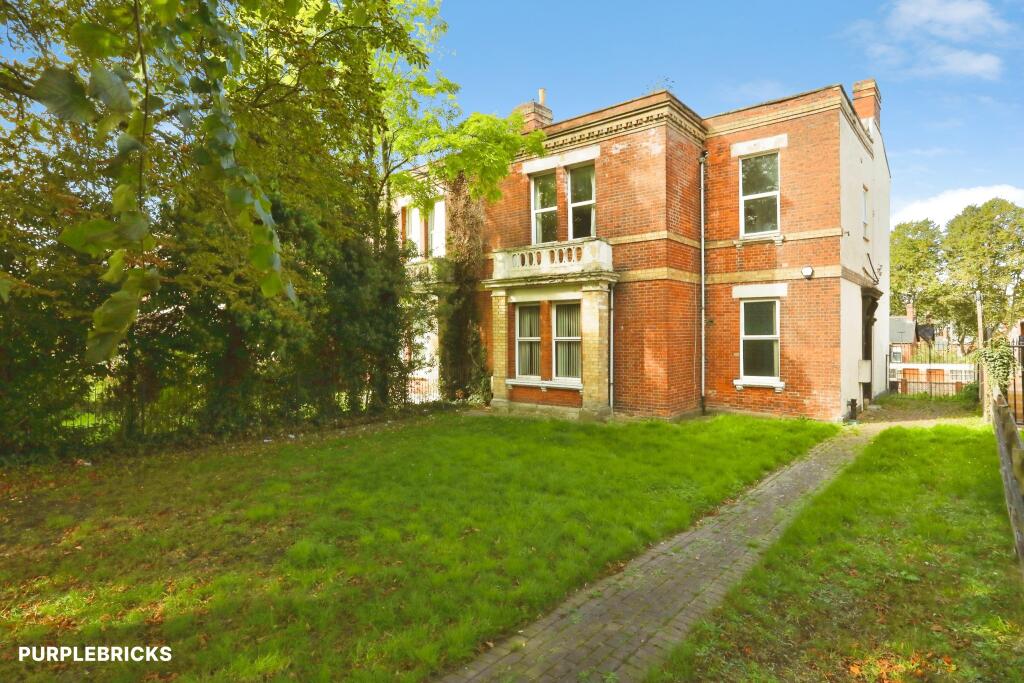 Main image of property: Thorne Road, Doncaster, DN1