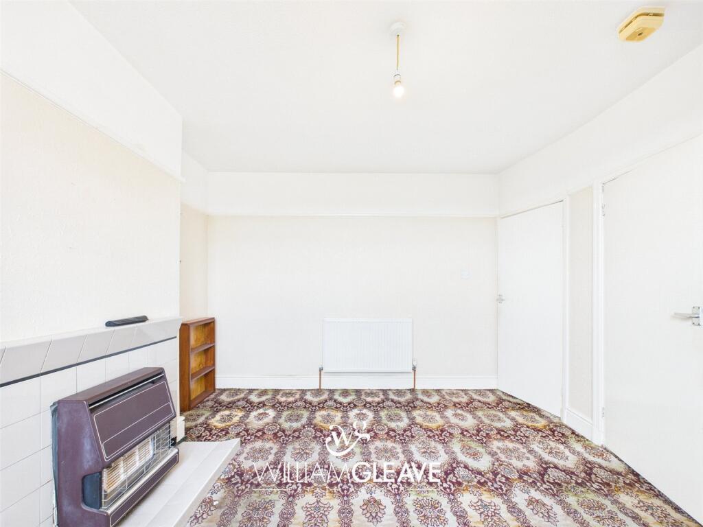 Albert Avenue, Flint, Flintshire, CH6 - More