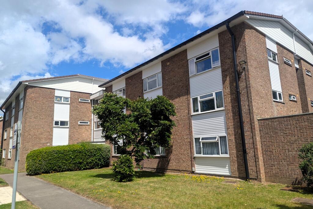 Main image of property: Romsey Tavistock Close UNFURNISHED