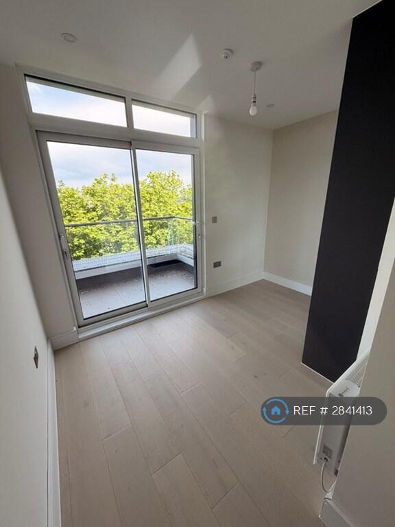 2 bedroom penthouse for rent
