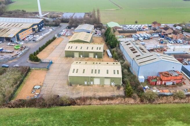 1407421-5-69811c135210c-ARW-1