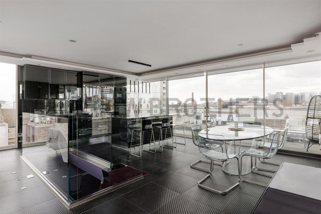 Apartment in London - View 5