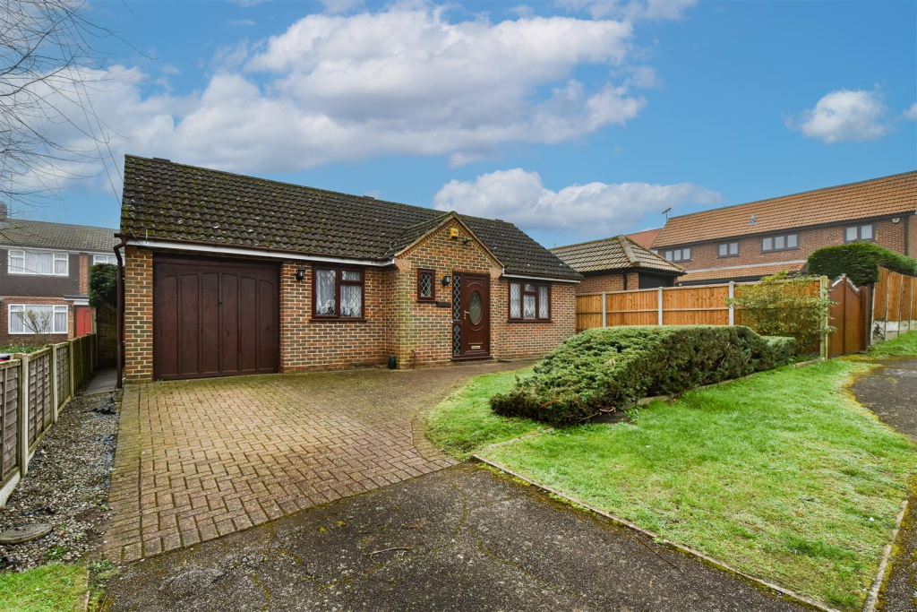 Main image of property: Glen Hazel, Hook End, Brentwood