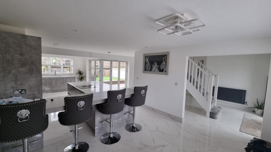 House in Weedon Bec - View 4