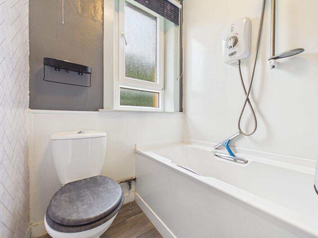 Apartment in Glespin, South Lanarkshire - View 5