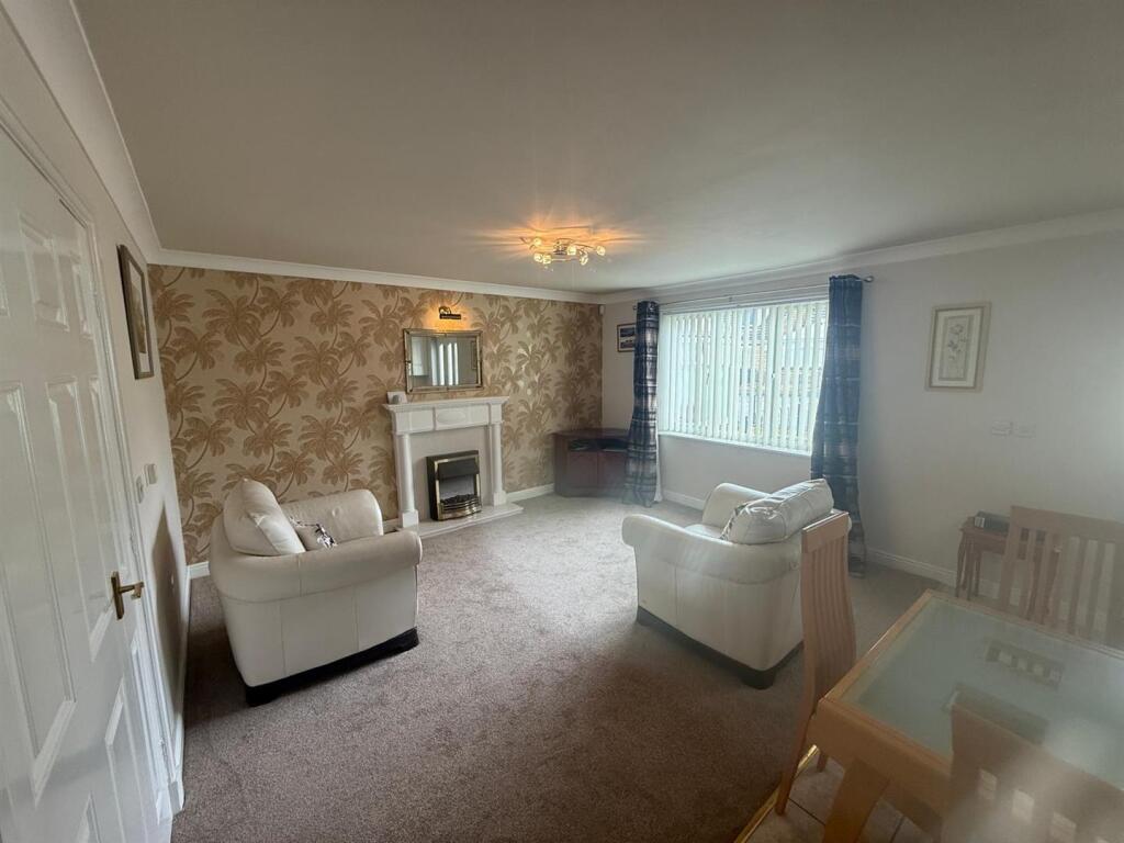 House in Bradford - View 2