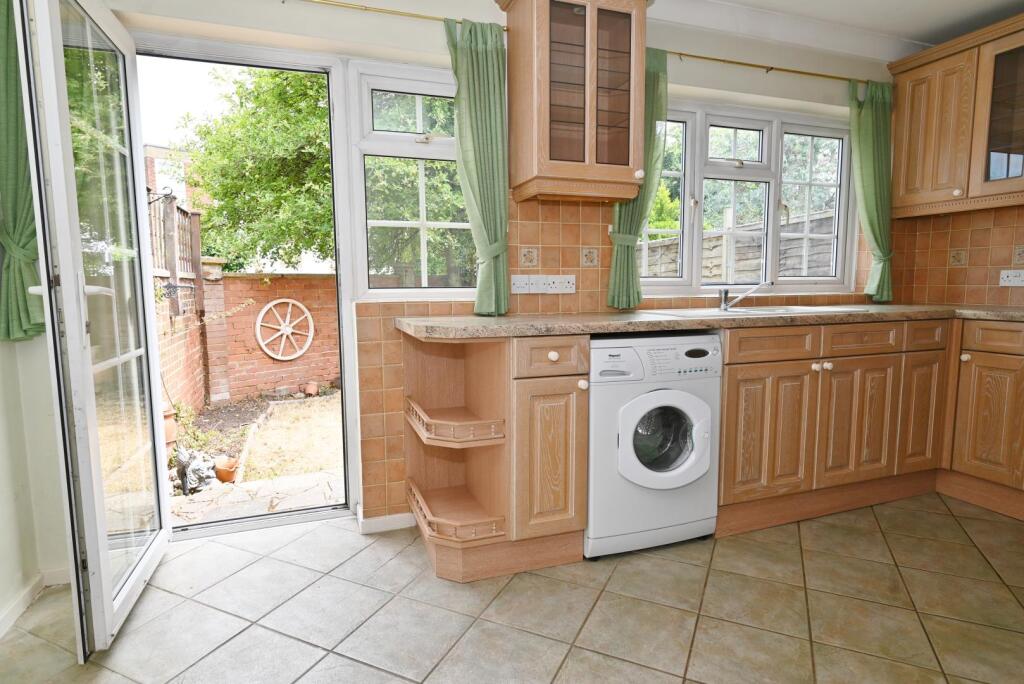 House in Twickenham - View 2