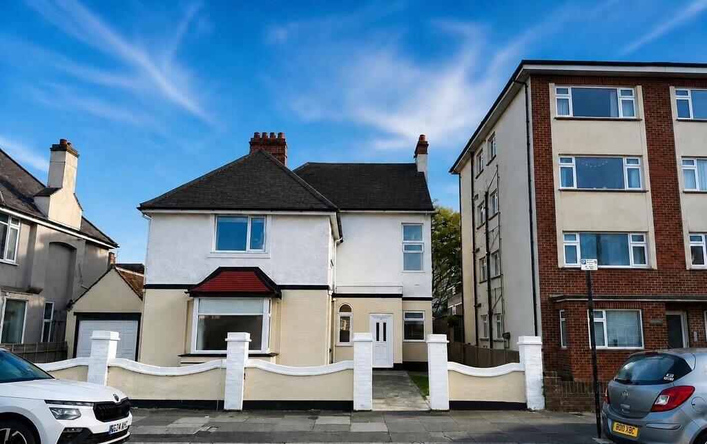 6-bed detached on Welbeck Avenue, Hove, £1,250,000