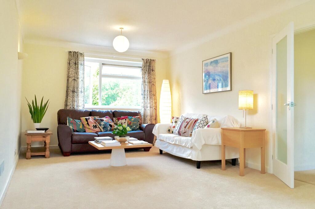 Apartment in South Oxfordshire, Horspath - View 2